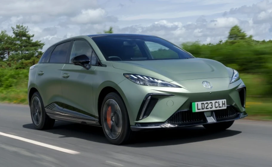 Volvo EX30 vs MG4 EV: Range, Price & Verdict